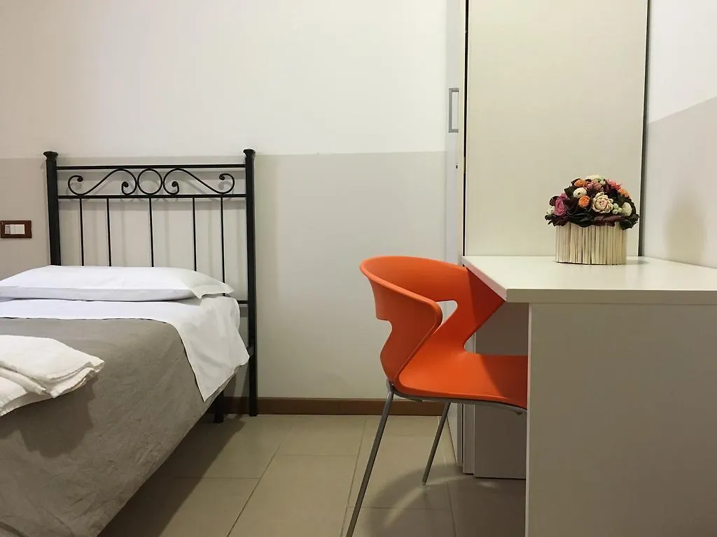 L'Archetto Hostel Cremona 0*,