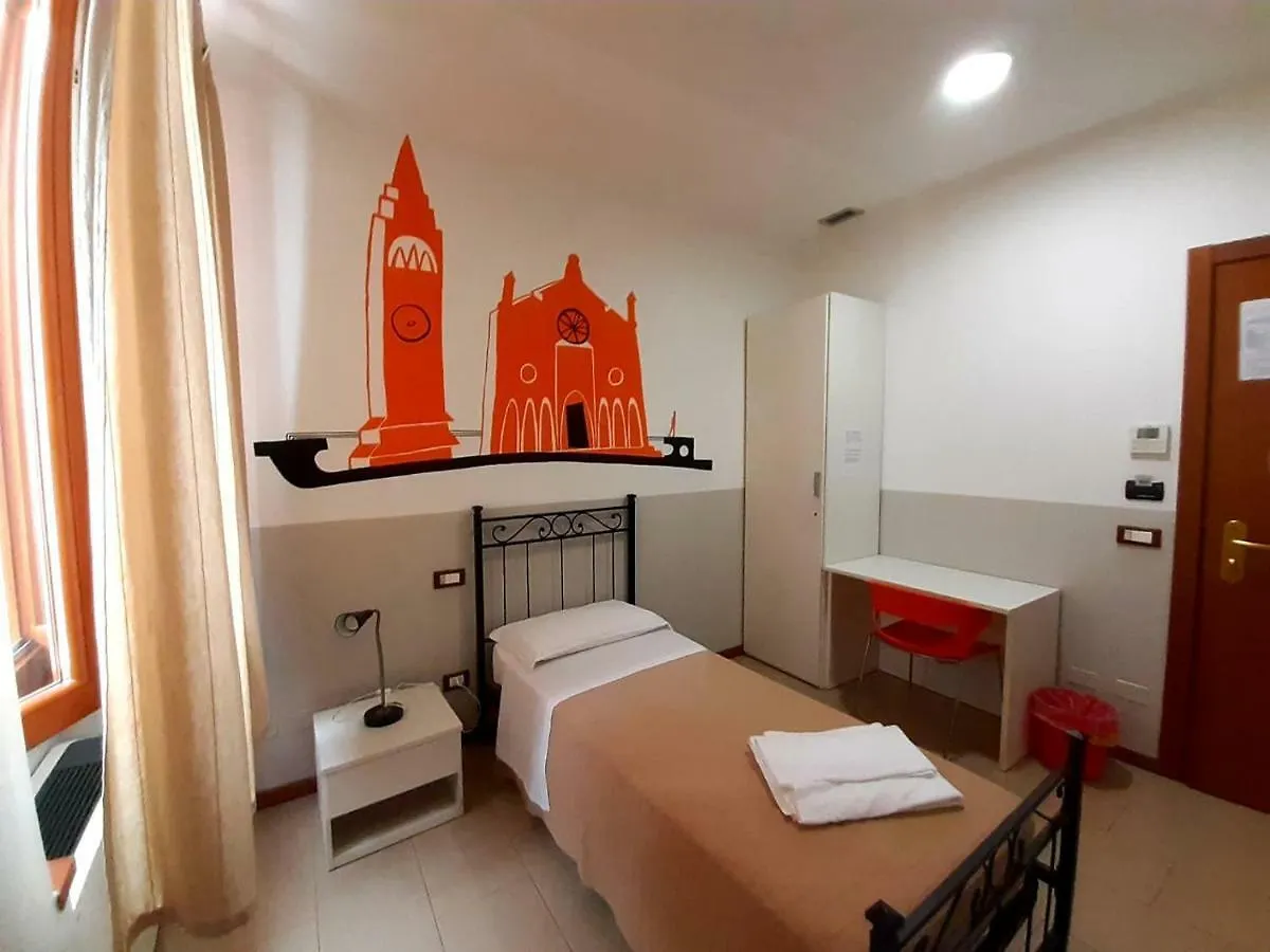 L'Archetto Hostel Cremona